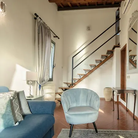 Daire Pitti Luxury Terrace By Mmega