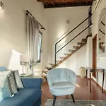 Daire Pitti Luxury Terrace By Mmega